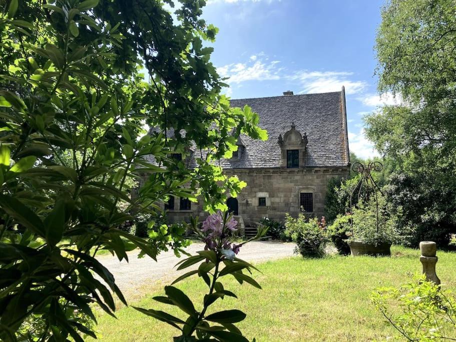 Bed and Breakfast La Forge De La Coudraie Pleugueneuc Esterno foto